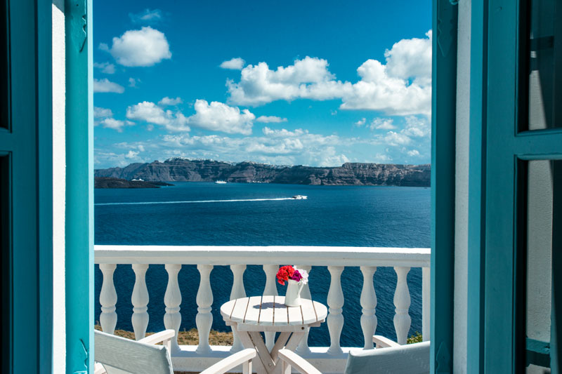 Rent a villa in Santorini – Luxury villas in Santorini – Holiday villa rentals in Santorini – Book a villa in Santorini - Luxury accommodation in Santorini – Holiday villas for rent in Santorini – Santorini villas